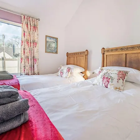 Prázdninový dům 2 Bed In Oc-87732 *